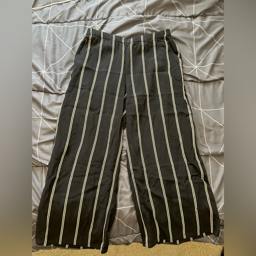 Eileen Fisher Stripped flowy pants